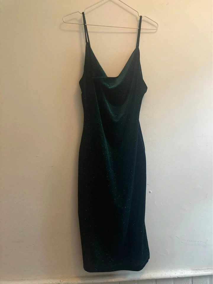 NWT emerald sparkle dress - photo 4