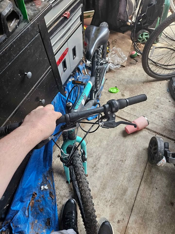 Kids mountain bike - photo 2