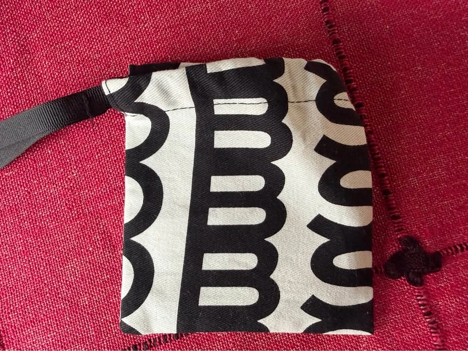 Marc Jacobs “The Monogram Hoops” Silver - Brand New, Never Worn - photo 2