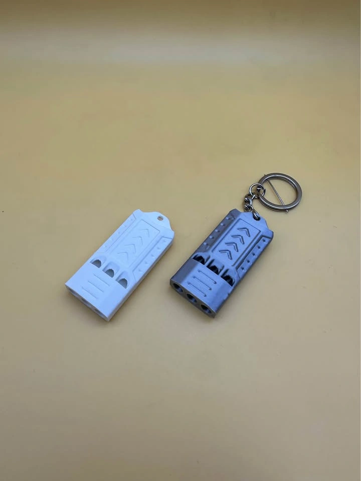 125dB Three-Hole Ultra-Loud Survival Whistle with Keychain - photo 2
