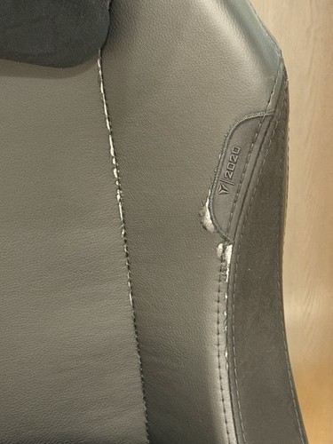 Secretlab OMEGA 2020 Series ergonomic gaming chair in black - photo 3