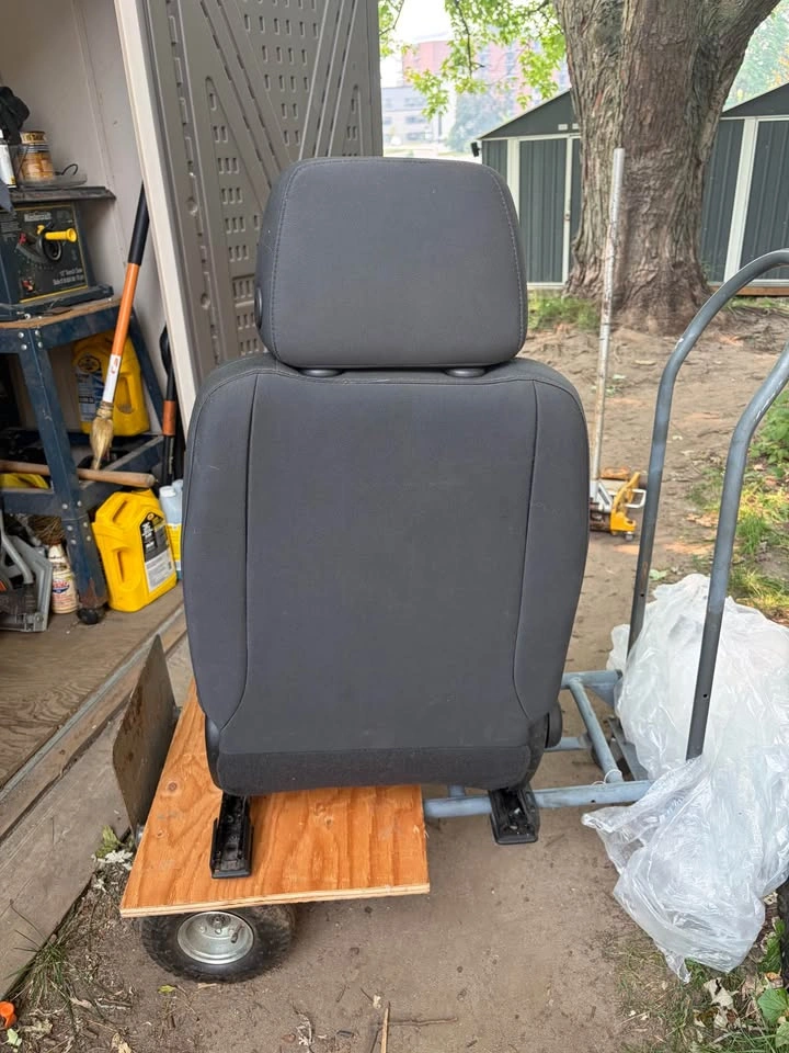 2020 Chevy Silverado cloth passenger manual seat - photo 3