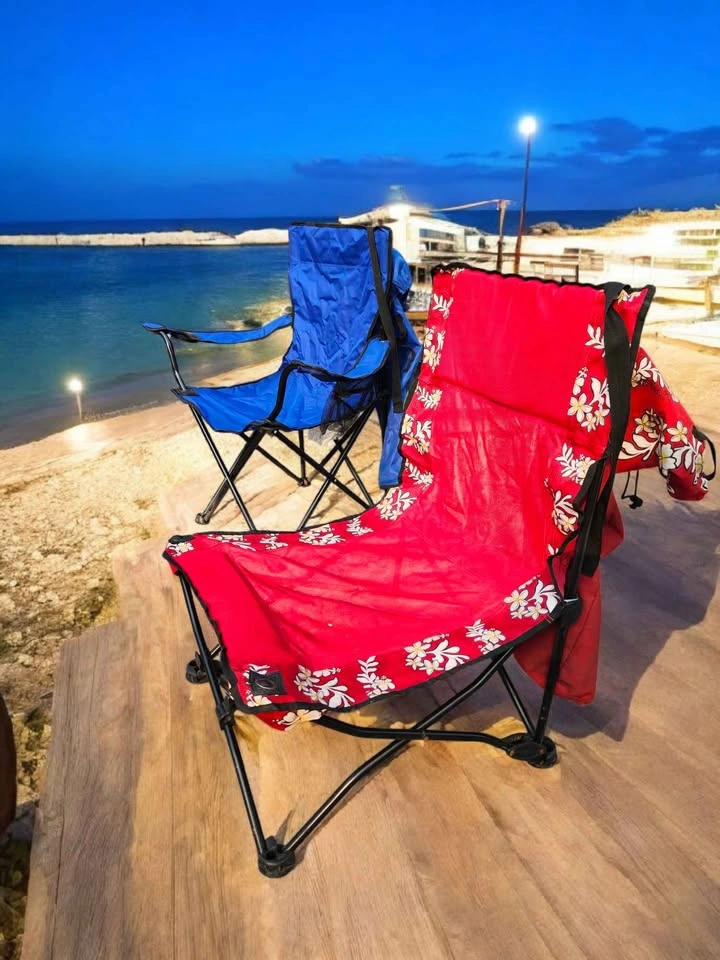 Two folding camp chairs - photo 2