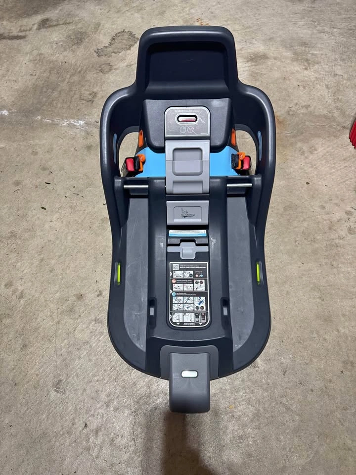 UPPAbaby MESA MAX Car Seat Base