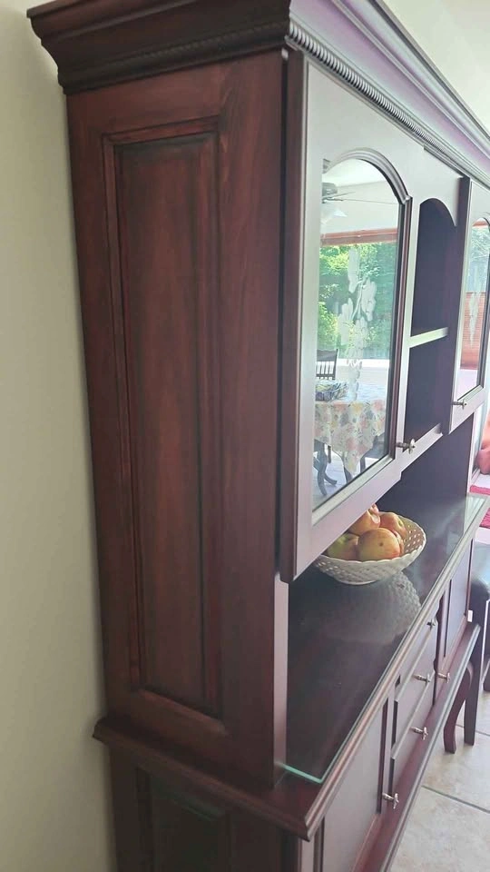China hutch and buffet - photo 4