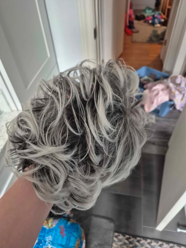 Short Curly Salt and Pepper Wig - photo 3
