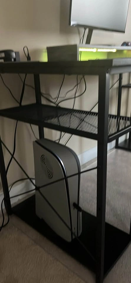 Gaming Desk - photo 3
