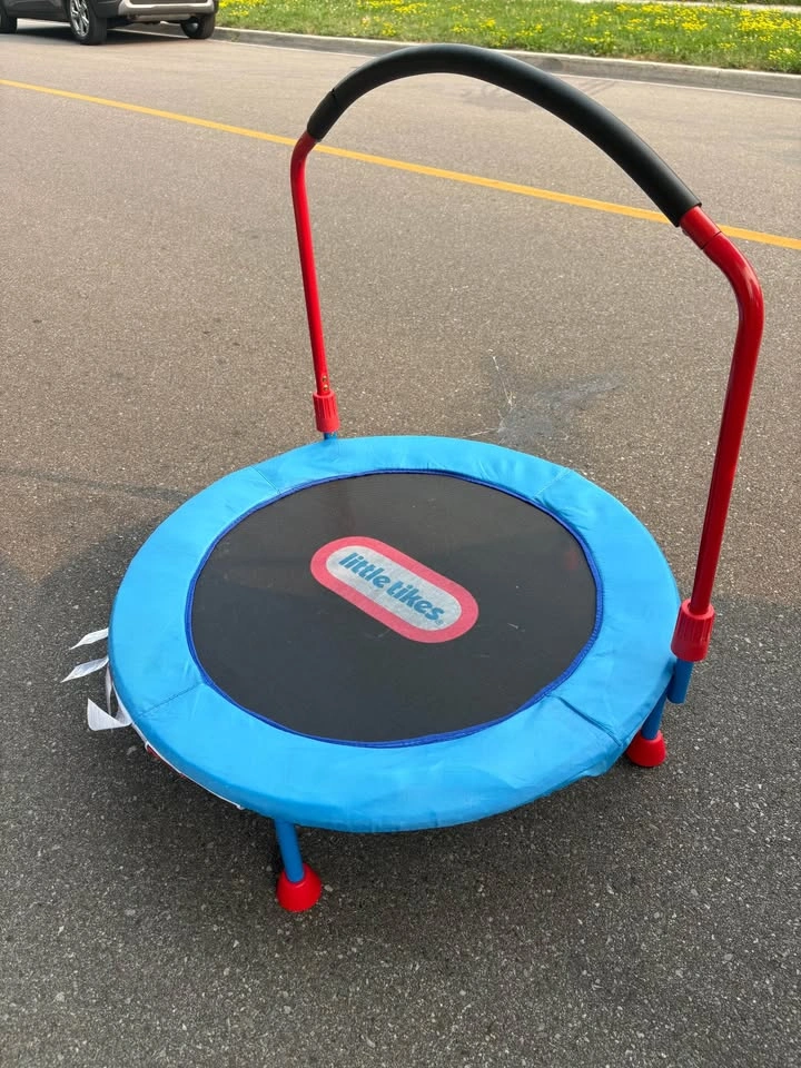 Little Tikes 3-Foot Trampoline - photo 2