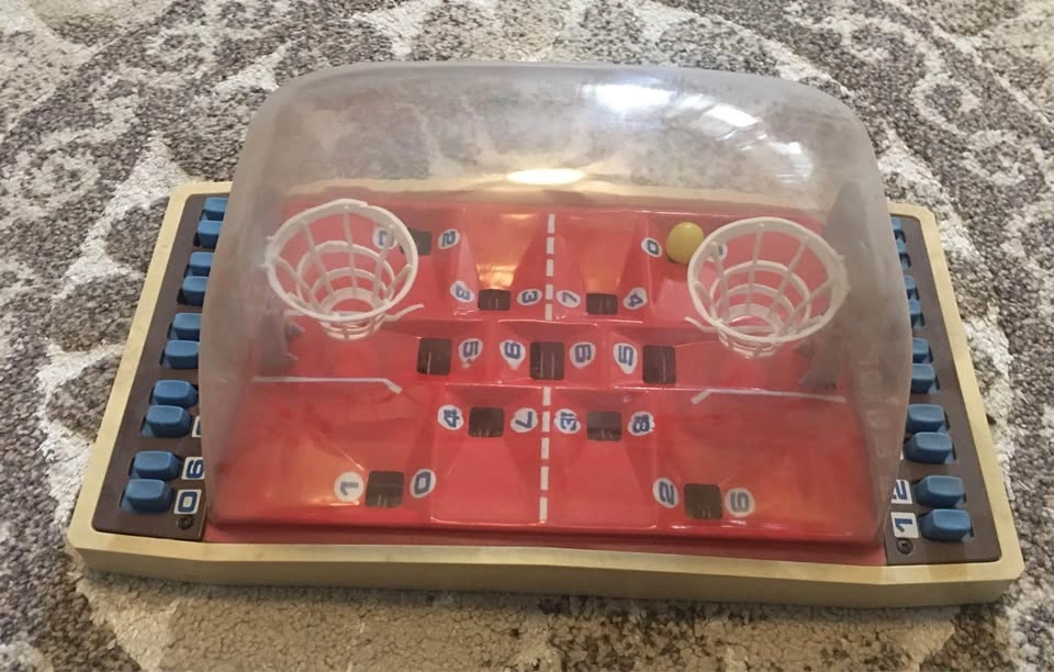 1972 Epoch Super Basketball Game in Box - photo 3