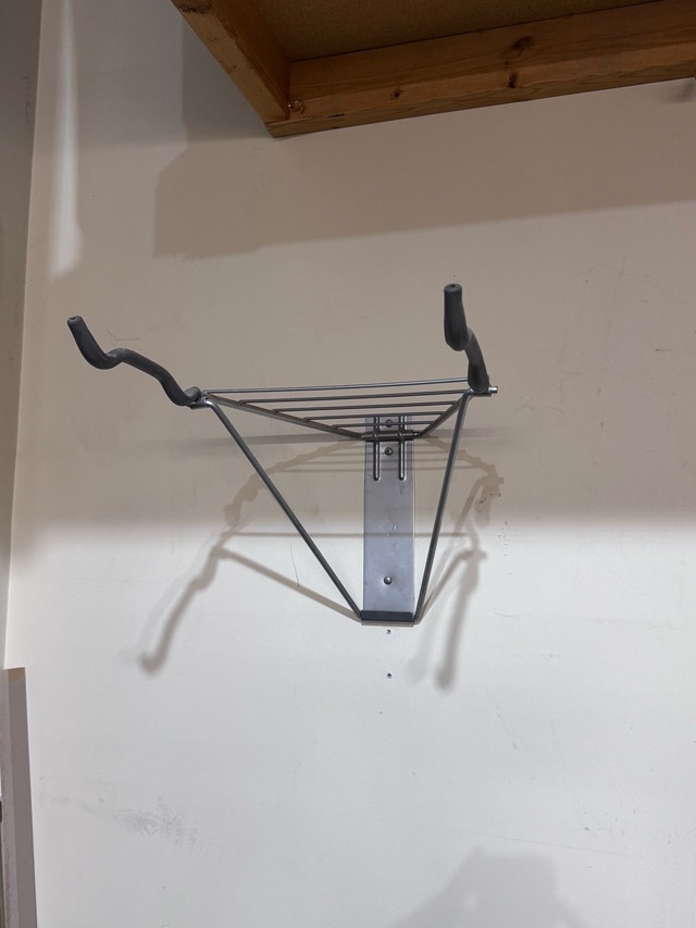 Wall mounted bike rack - photo 2