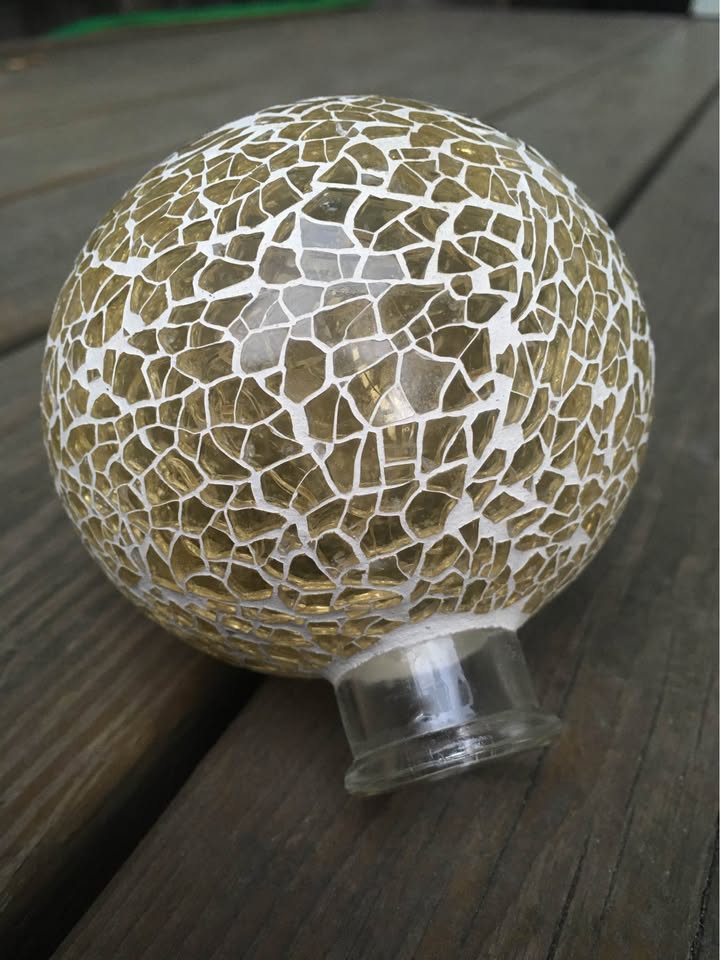 Gold Mosaic Decorative Glass Bottle - 4" Tall - Like New - photo 2