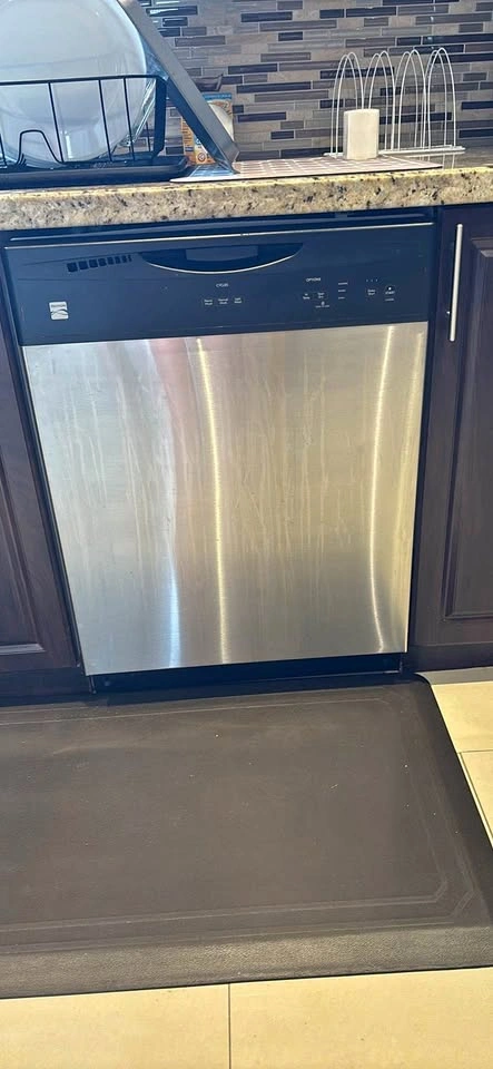 Kenmore Dishwasher for parts or repair