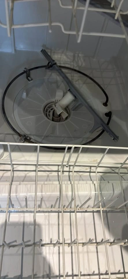 Kenmore Dishwasher for parts or repair - photo 3