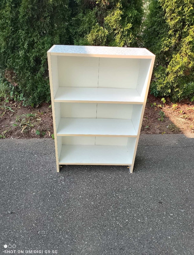 Bookshelf