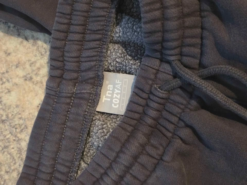 TNA CozyAF Fleece Joggers – Small - photo 2