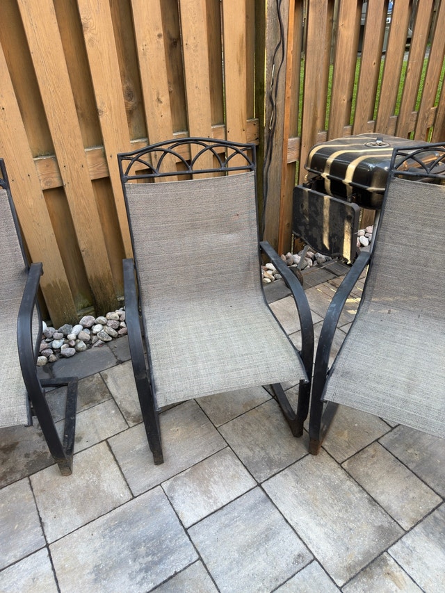 6 patio chairs - good condition