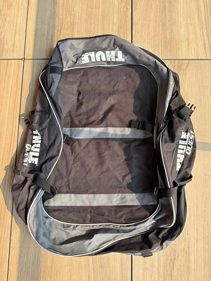 Thule Quest 846 Car Rooftop Cargo Bag – Waterproof