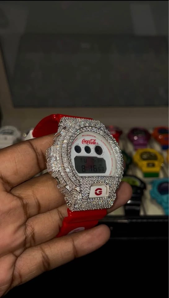 ICED OUT COCA COLA X BAPE G-SHOCK DW6900 - photo 3