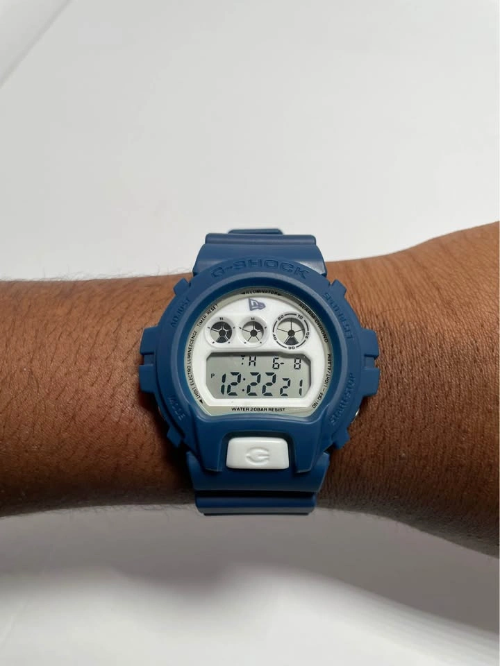 Casio G-Shock x New Era DW-6900 - photo 2