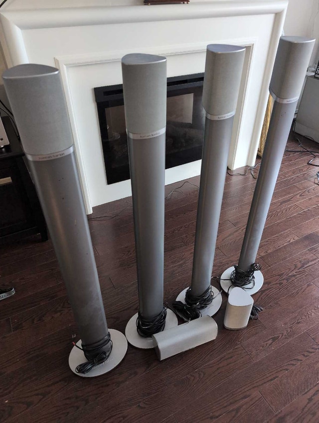 Harman/Kardon speakers