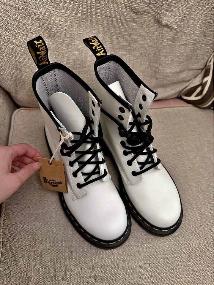 Dr. Martens White Boots US8