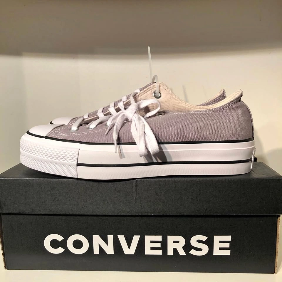 Converse Platform Size 10 Women NEW!!!