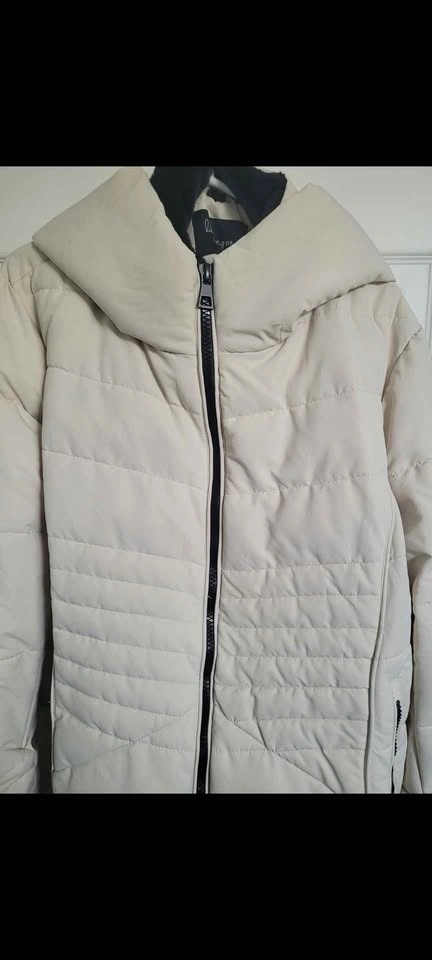 Woman's winter coat - photo 2