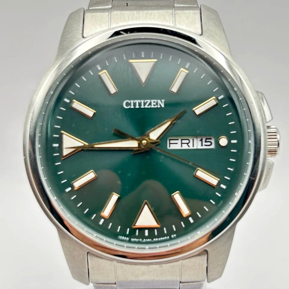 Unused CITIZEN COLLECTION BM8180-71W Green Day Date Men's Watch