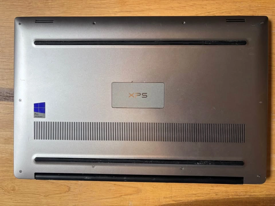 Dell XPS 15 9550 Laptop (Read description) - photo 5