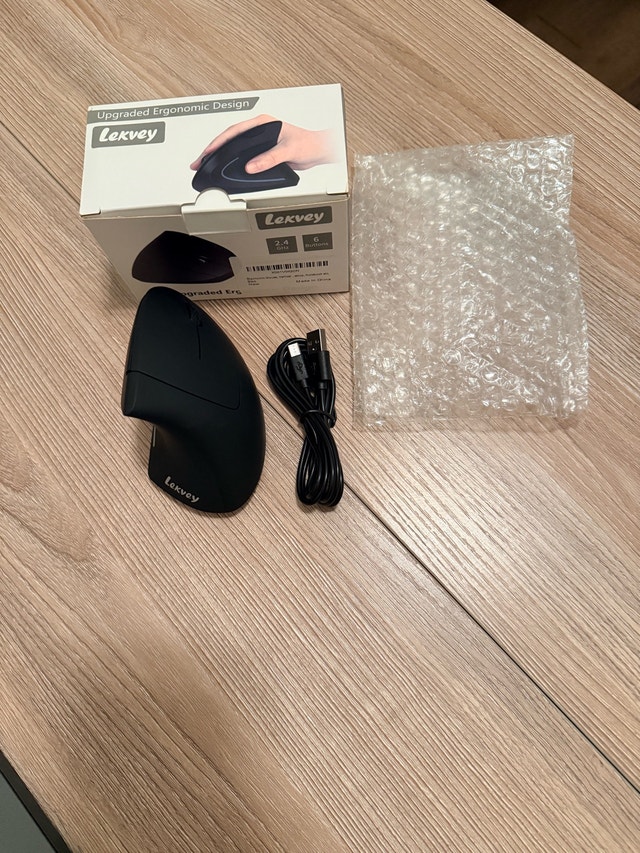 Lekvey Ergonomic Mouse
