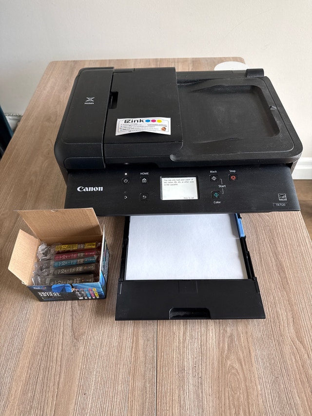 Canon Printer and scanner TR7520 with new cartridges and papers