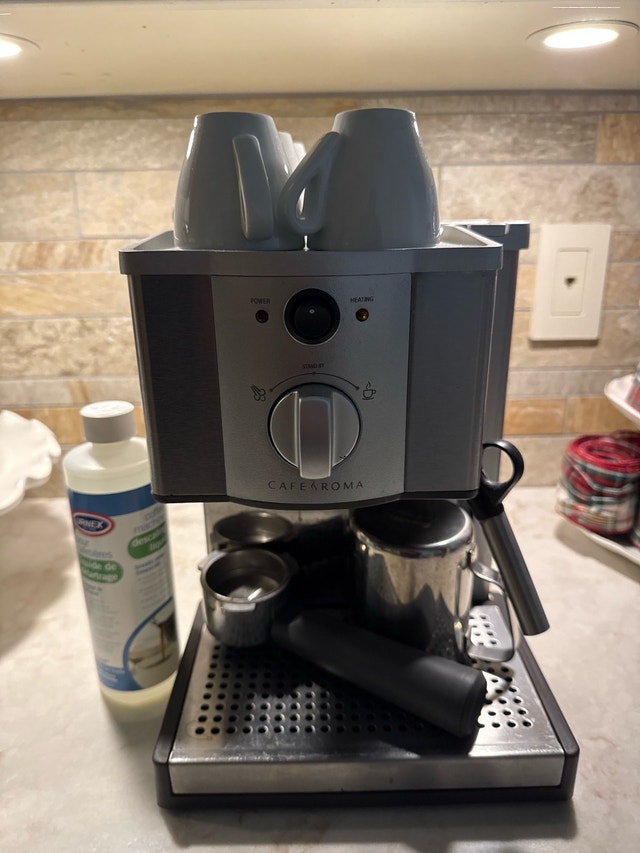 Breville Cafe Roma cappuccino machine with descaling solution