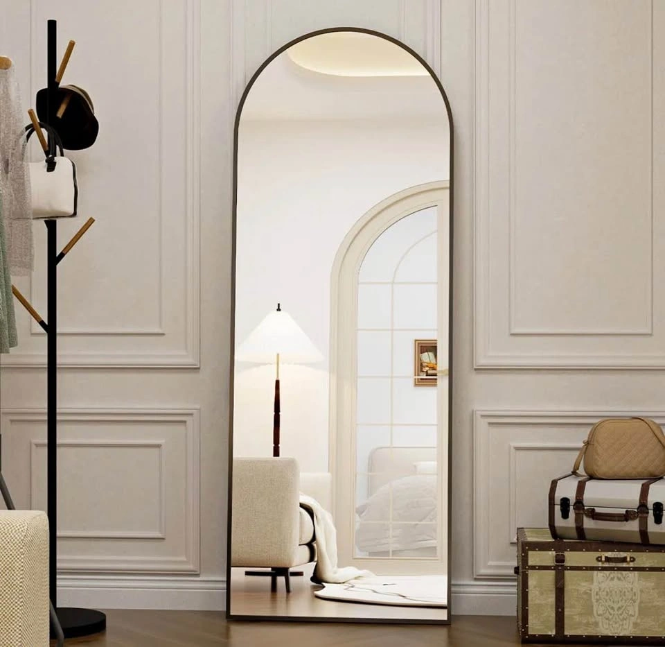 Arch mirror