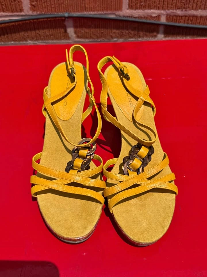 Bandolino Wedges
