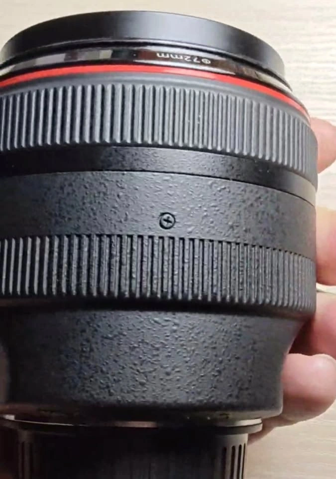 Canon 85mm 1.2 Lens EF II USM - photo 4