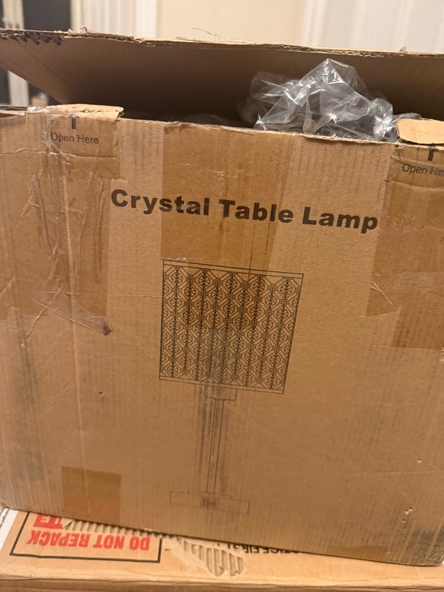 3-Way Dimmable Crystal Table Lamp with 2 USB Charging Ports - photo 4