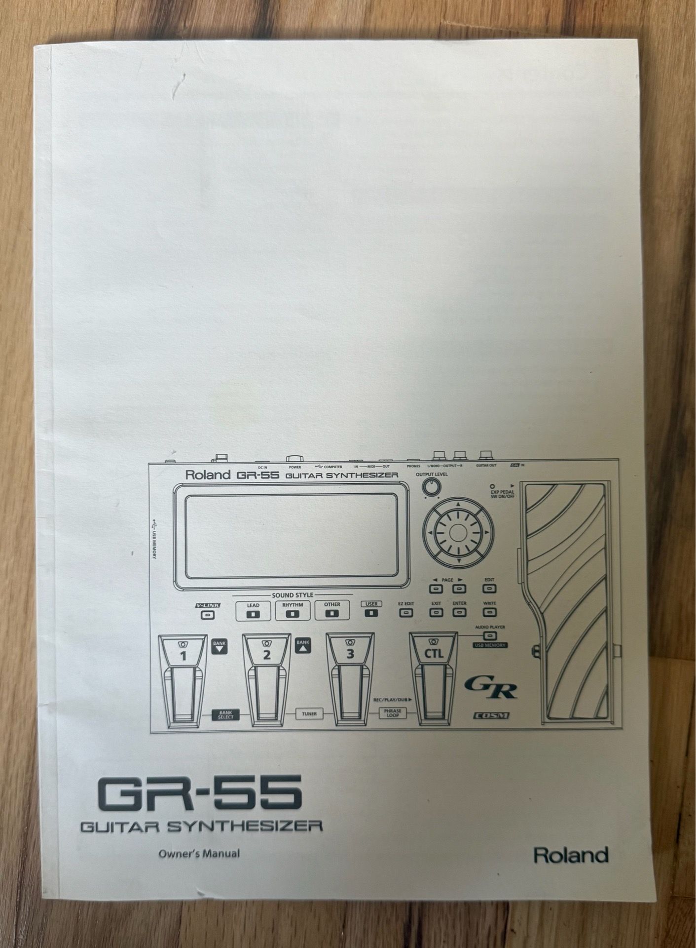Roland GR-55 Guitar Synthesizer with GK-3 Pickup - photo 5