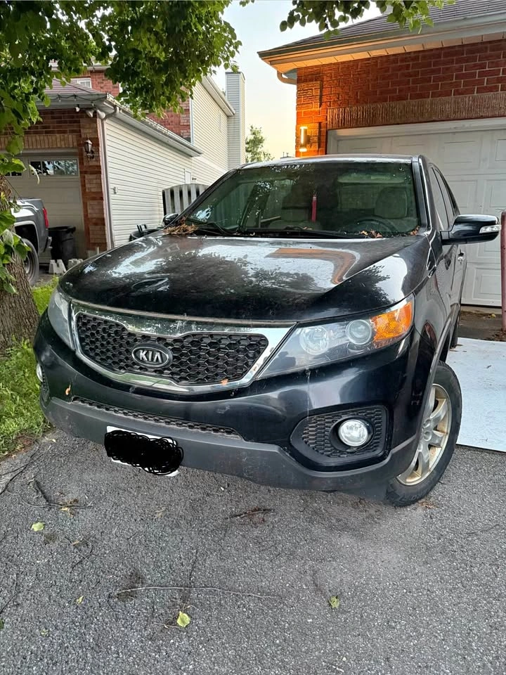2012 Kia Sorento LX FWD – Runs & Drives – AS-IS