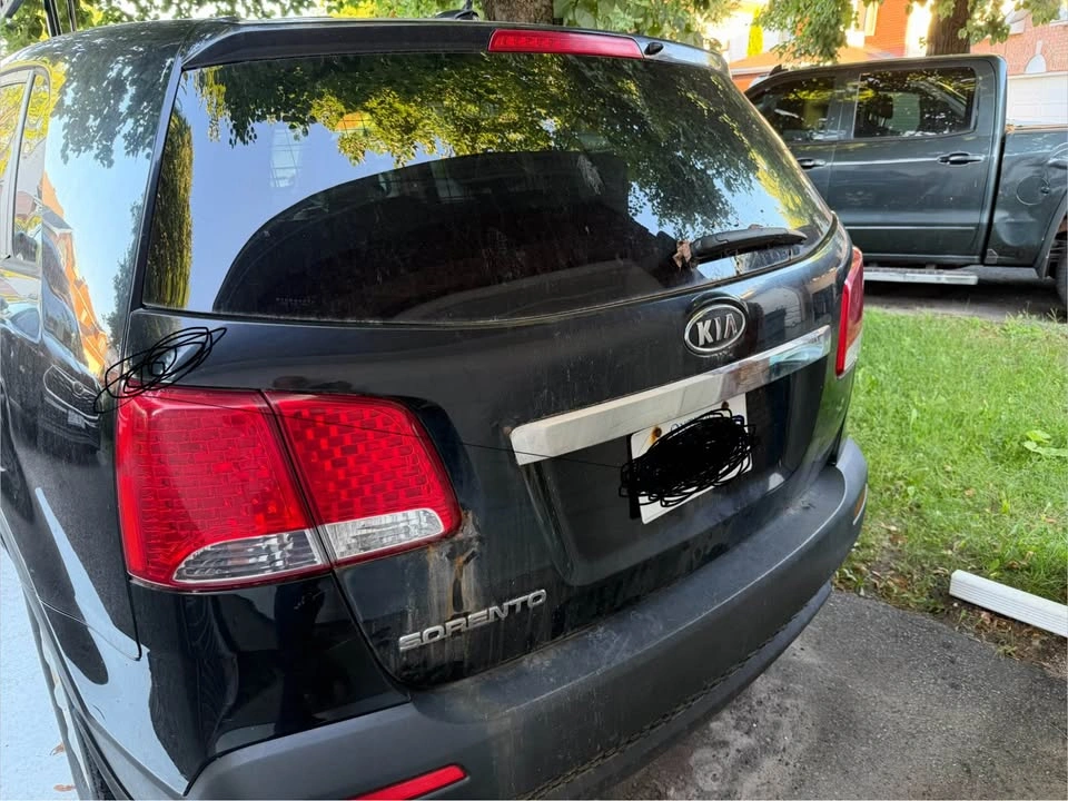 2012 Kia Sorento LX FWD – Runs & Drives – AS-IS - photo 4