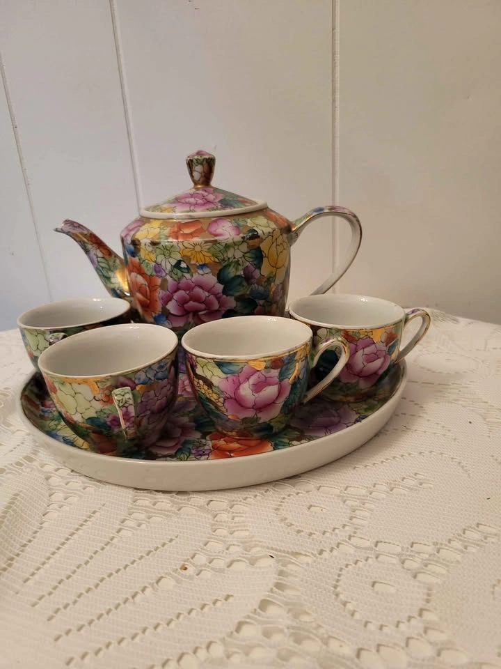Vintage Chinese Mille Fleur Porcelain Teapot & Cup Set - photo 2