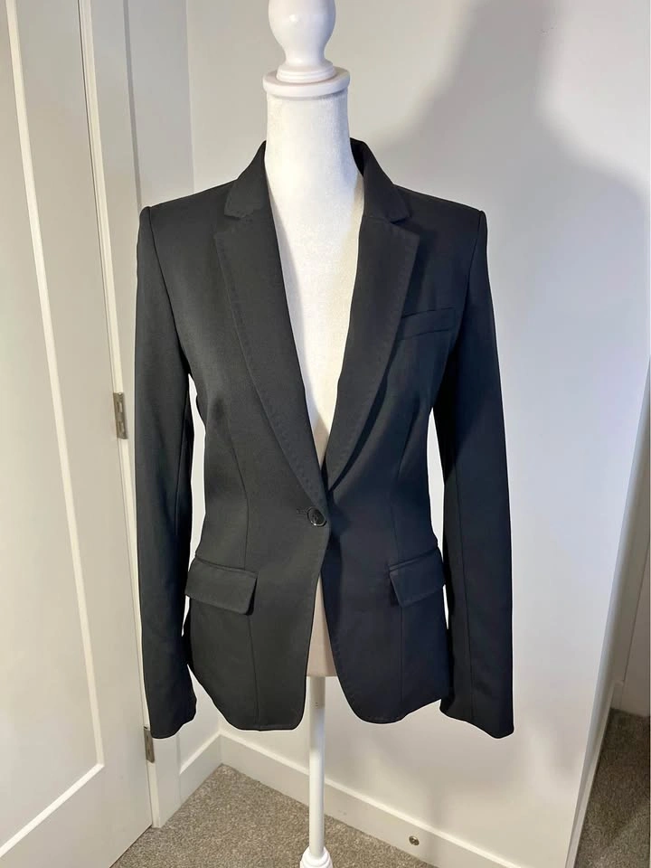 H&M Classic Black Women's Blazer - Size 4