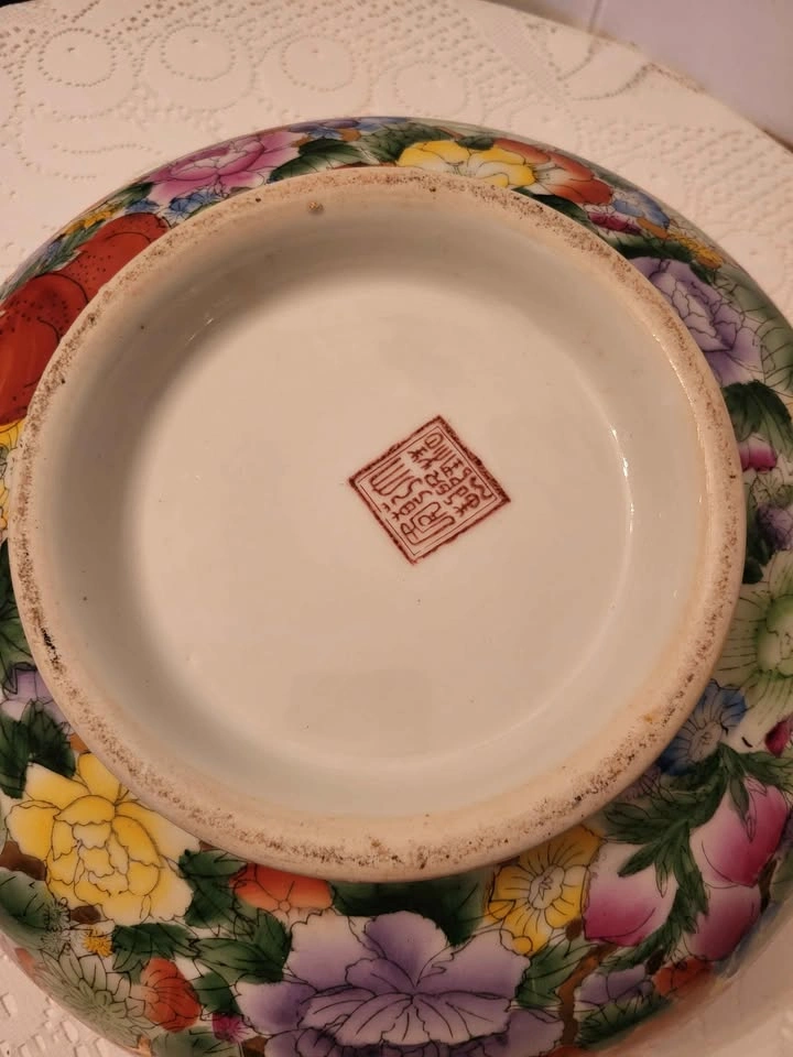 Vintage Chinese Mille Fleur Porcelain Collection - photo 5
