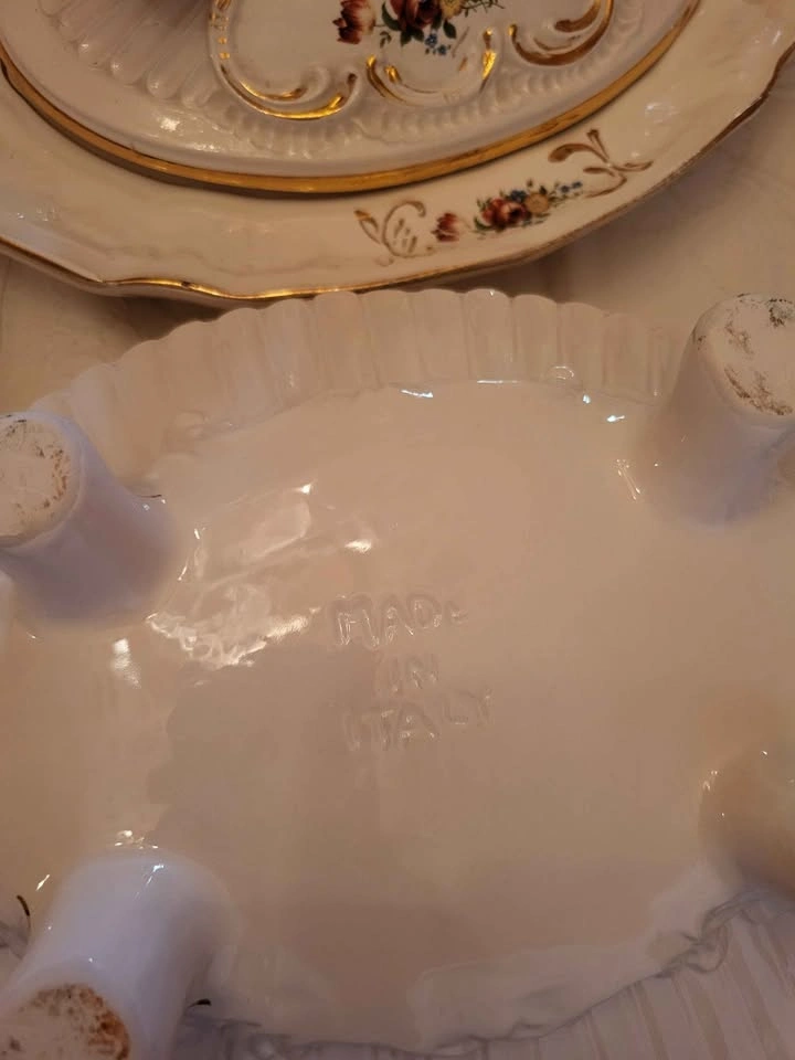 Vintage Italian Porcelain/Ceramic Soup Tureen with Matching Plat - photo 4