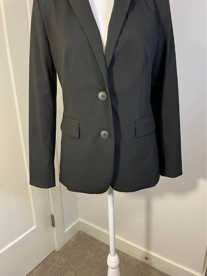 BANANA REPUBLIC Black Women's Blazer - Size 4P - photo 3