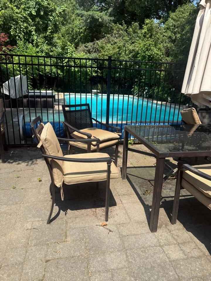 Outdoor Patio Dining Set with 6 Chairs and Umbrella - photo 3