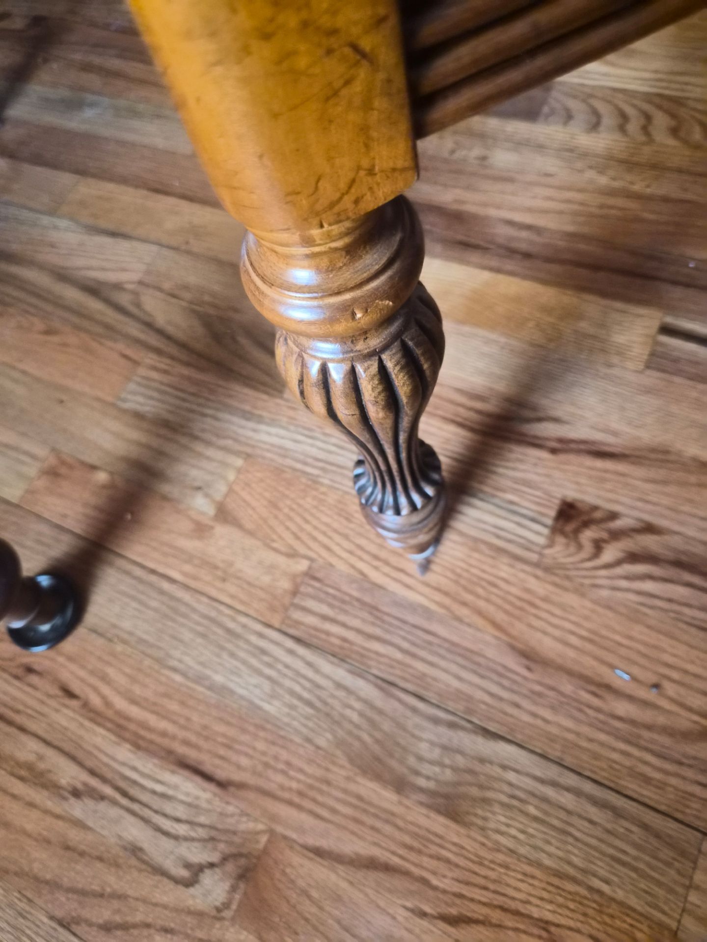 DINING ROOM SET - ETHAN ALLEN