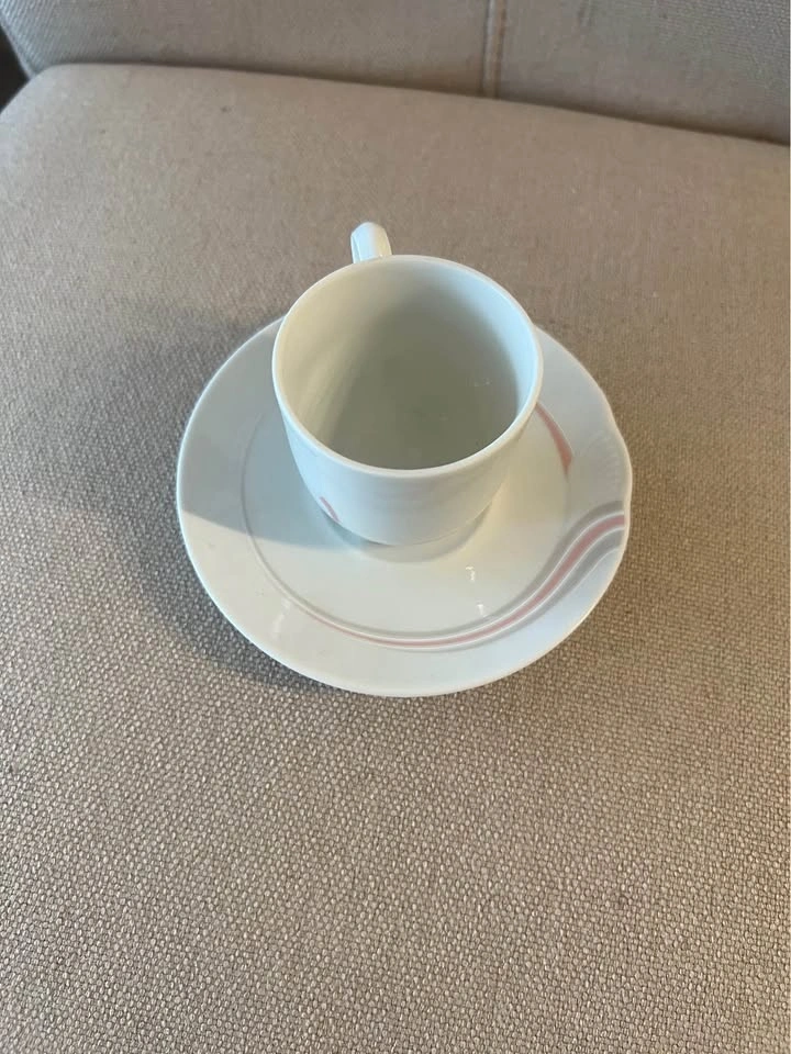 Vintage Schirnding Bavaria German Porcelain Dinnerware Set - photo 3