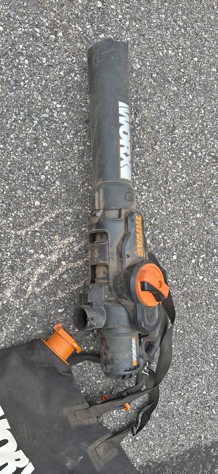 Worx TriVac Leaf Blower Mulcher Vac