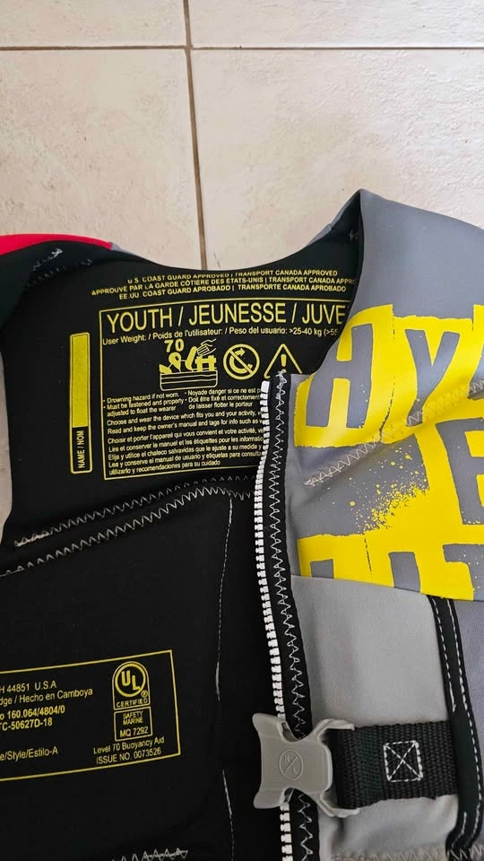 Hyperlite Youth Life Jacket. 2 available - photo 2