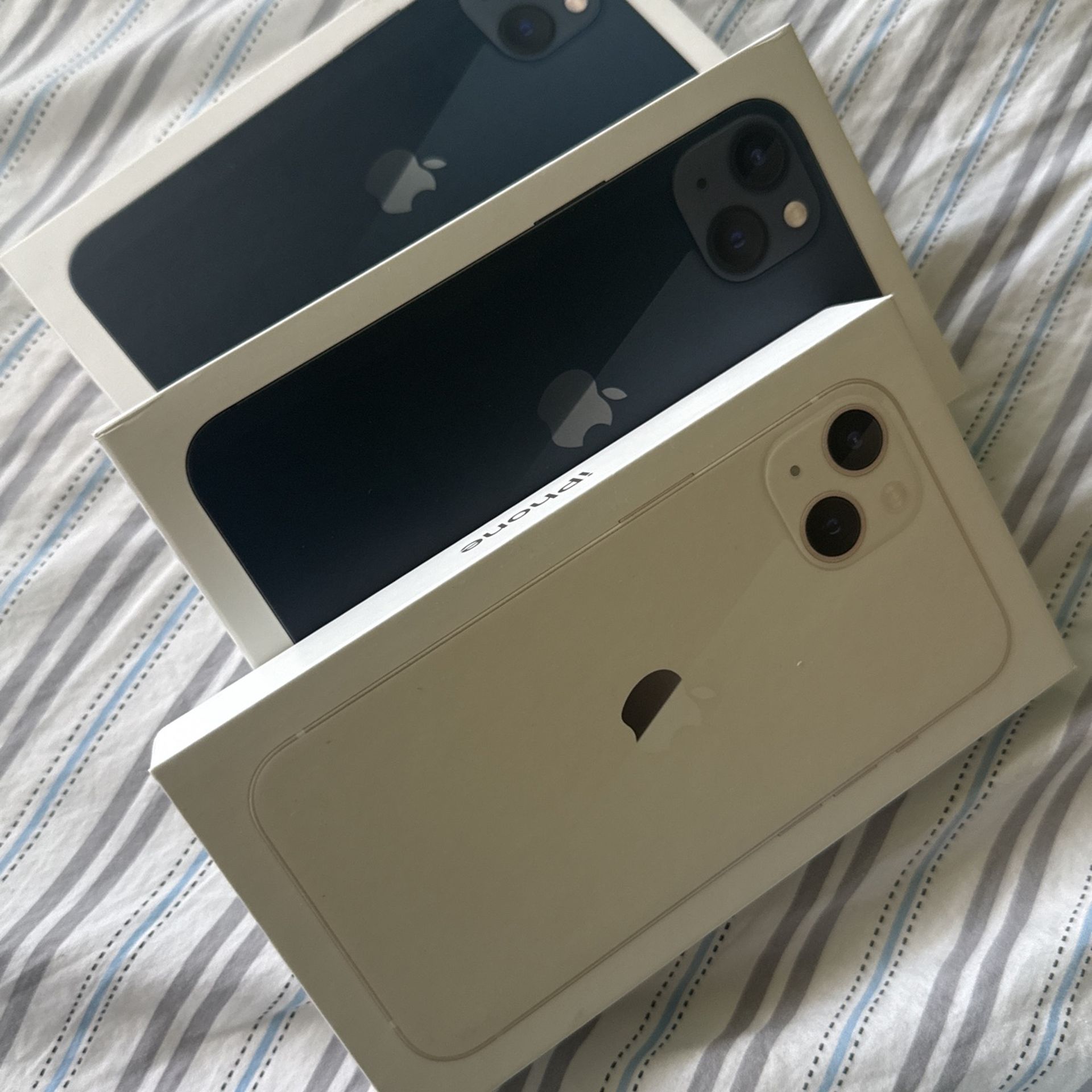 iPhone 13 Empty Boxes - photo 2